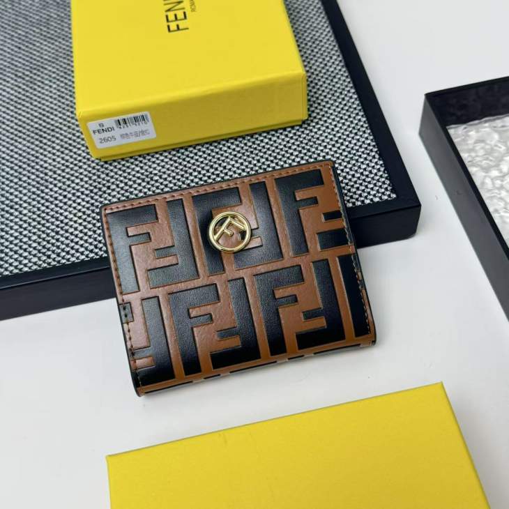 Picture of Fendi Wallets _SKUfw237524469fw